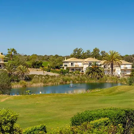 Lakeview Leisure And Golf Apartmán *
